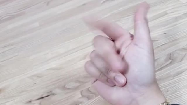 im still tryna know what pen that is
