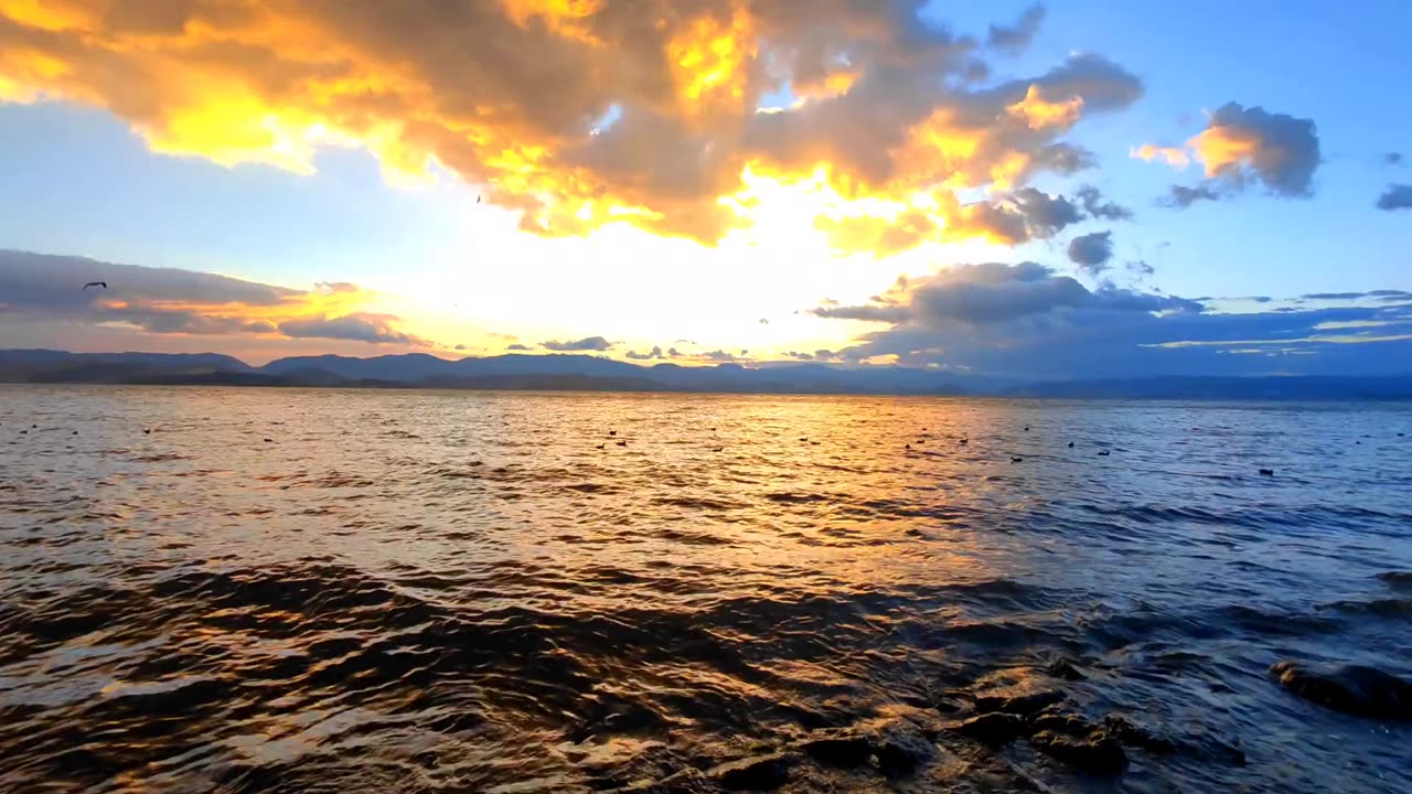 A sense of atmosphere unique to sunsets and the sea