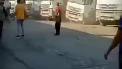 Baggerführers ist sauer auf seinen Chef