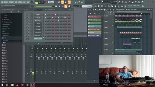 Day #8 - Making music live everyday for a year - Music and Conversation Podcast, come chat!