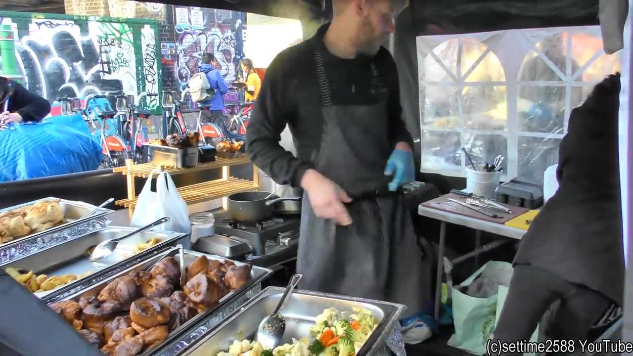 British Sunday Roast of Beef Cooked and Tasted in London. Street