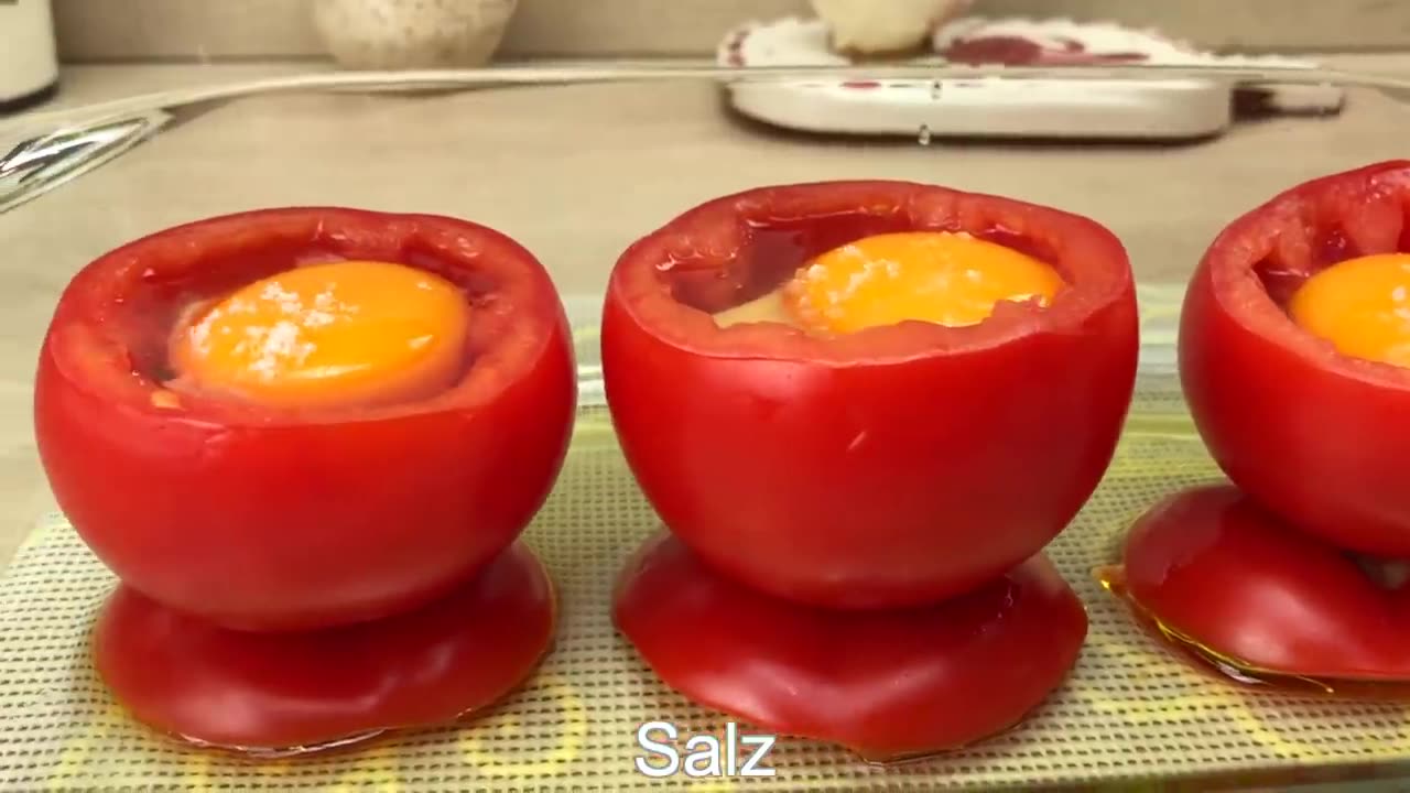 Just put an egg in a tomato and you will be amazed! Breakfast recipe # 35