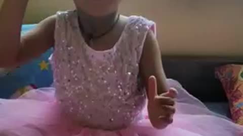 An apple a day keep doctor away child version