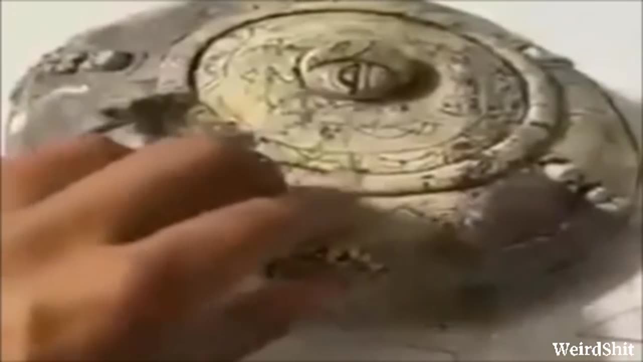 IN MÉXICO A DISCOVERY OF MAYAN CAVES WITH AMAZING UFO & ALIEN ARTIFACTS