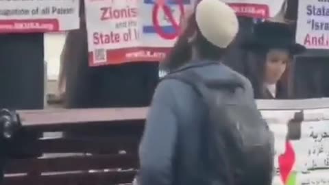 A Muslim thanks Orthodox Jews for supporting Palestine at a rally in a European country