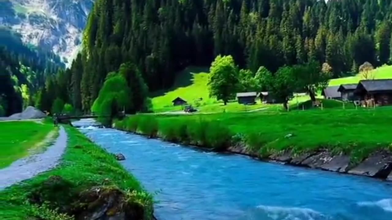 SubhanALLAH beautiful 🏞️😍