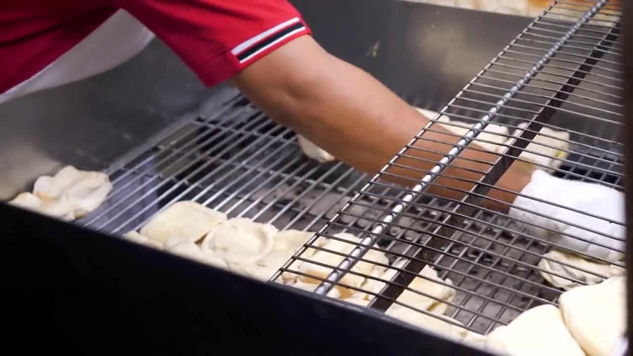 Butter bread in Bangkok Street bakery - Thai street food