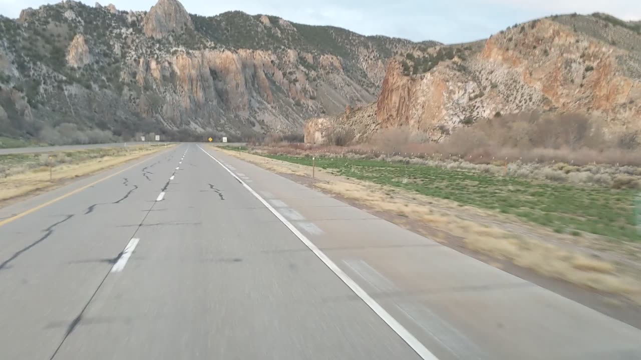 Two minutes of Truckin. Clear creek canyon, UT
