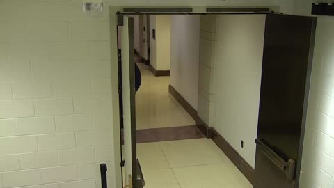 7183CVCULElevator#5Lobby_2021-01-06_03h20min01s427ms.mp4
