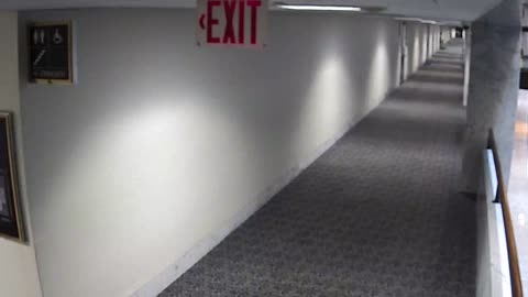 1469HSOB02SH211Hallway_2021-01-06_06h00min01s380ms.mp4