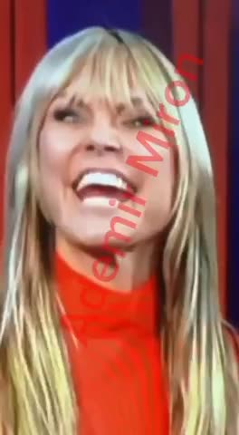 Whoa those freaking eyes 😮