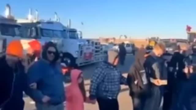 Police Came to Arrest Freedom Convoy Protesters - Then This Happened