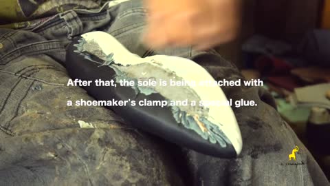 El Llamafante's Shoe Making Process