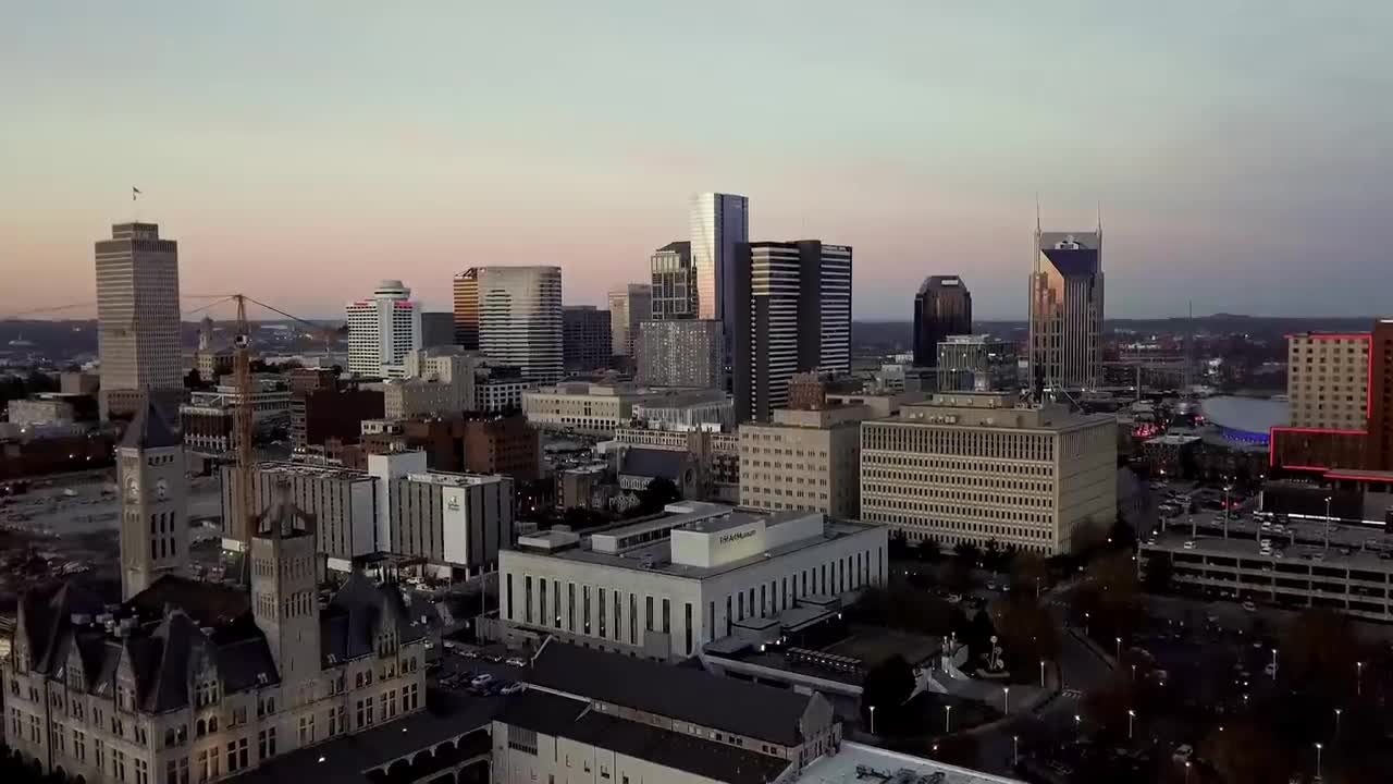Music Travel Love - One More Minute [Official Video] Live acoustic in Nashville