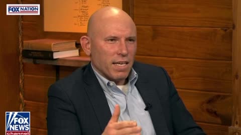 Ivan Raiklin talks about the narrative pushed by MEDIA and GOVERNMENT into military