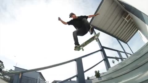 SKATEBOARDING - KELVIN HOEFLER