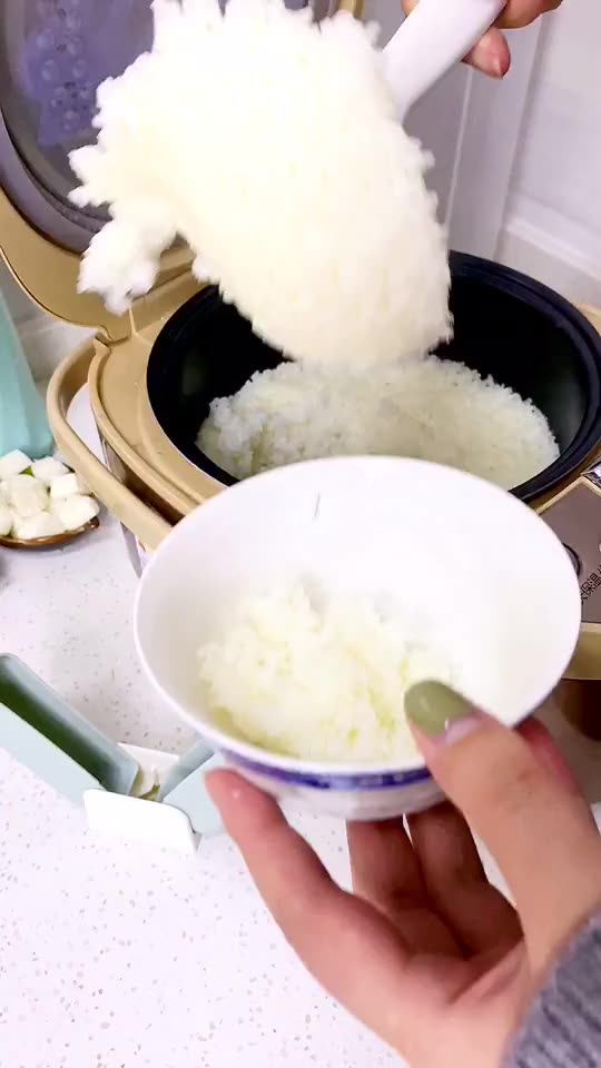 Ways to Keep the Rice Scoop Clean