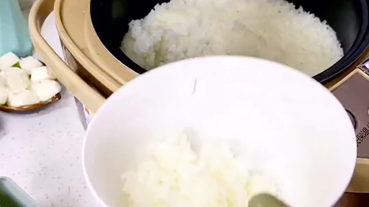 Ways to Keep the Rice Scoop Clean