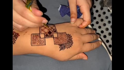 Unique style Henna design