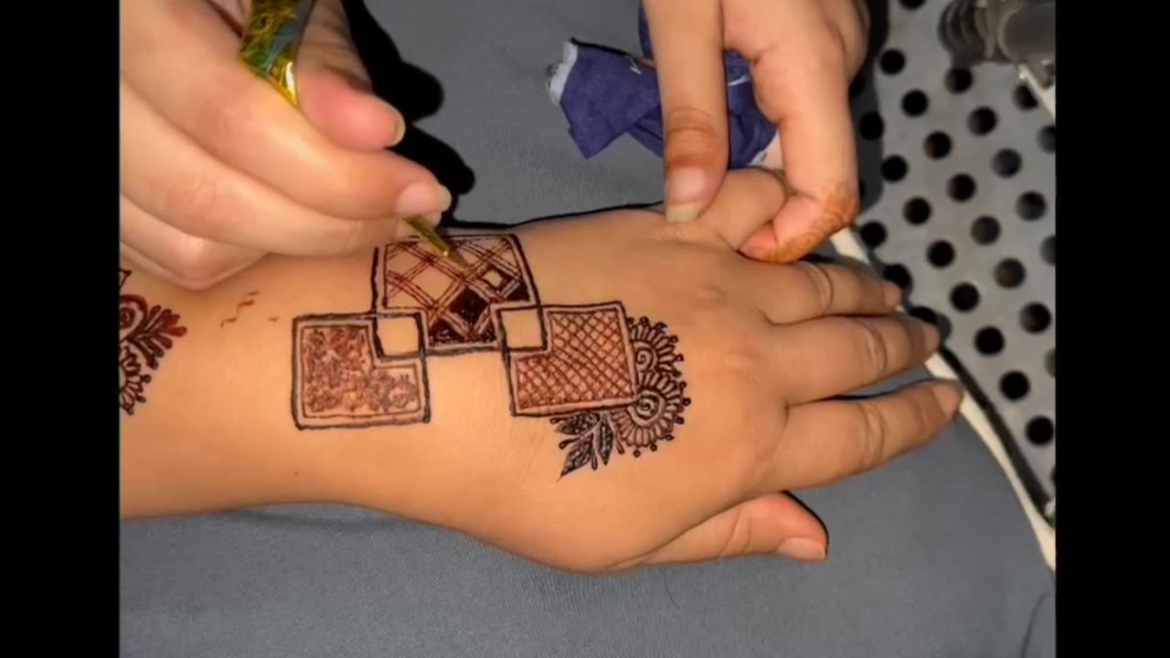 Unique style Henna design