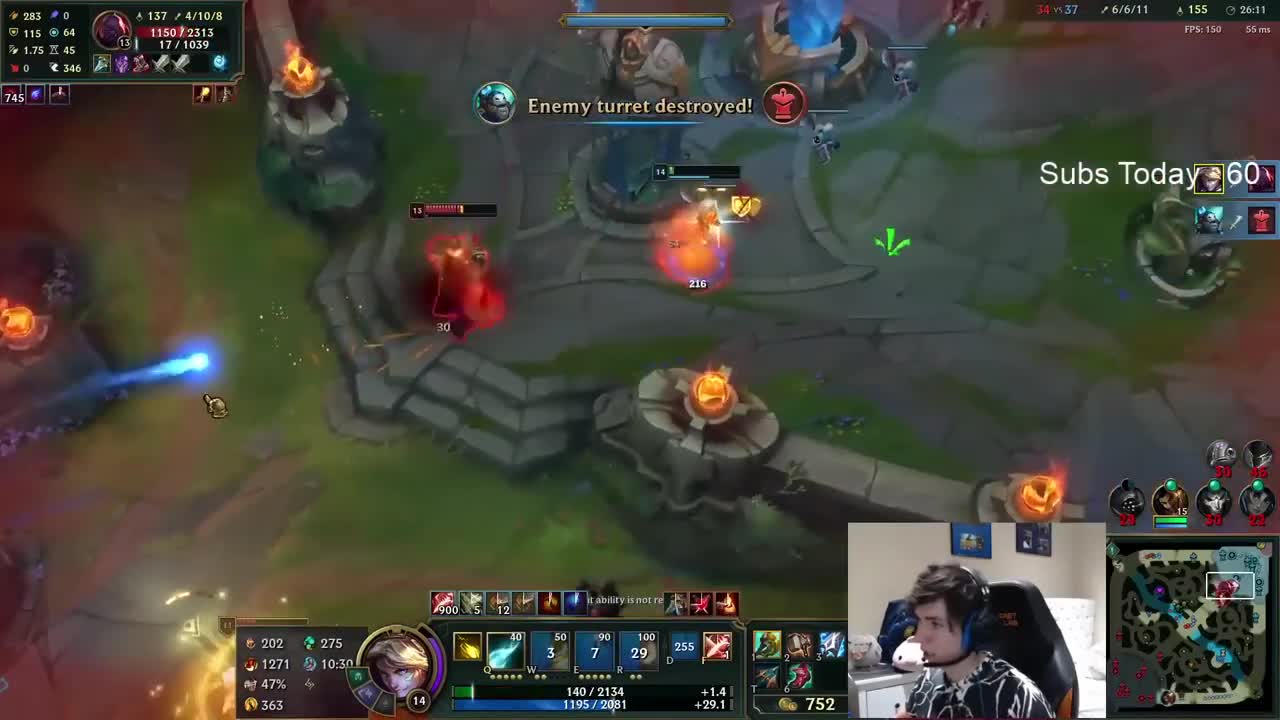 3 People Try To Dive 4/6 Ezreal