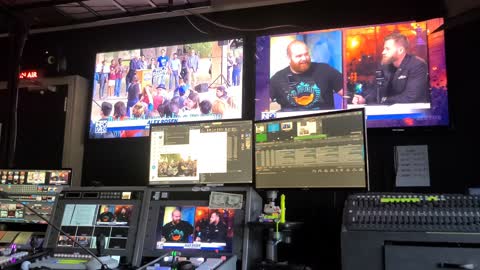 BONUS: Behind the scenes at Infowars 10-31-22