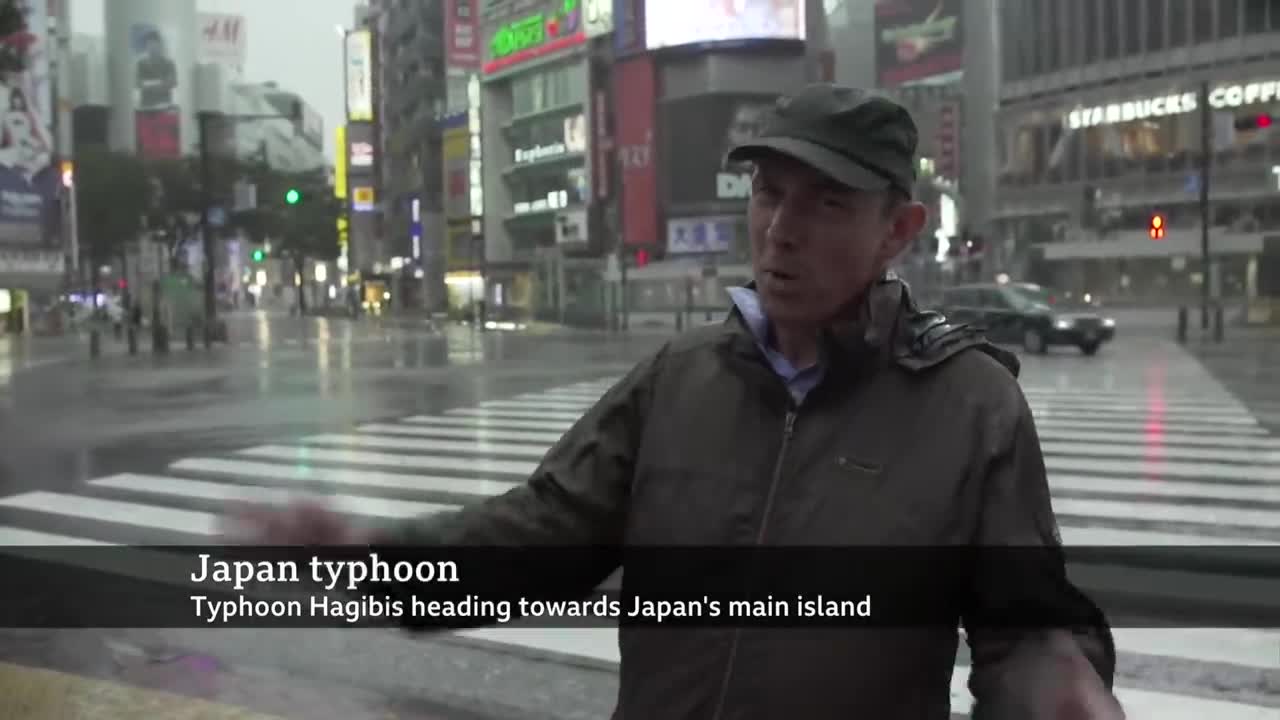 Japan hit by biggest typhoon in decades - BBC News