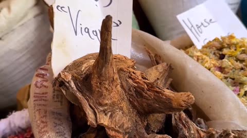 Exploring the Delights of a Spice Market: A Sensory Journey