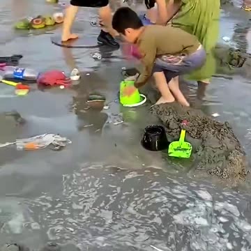 Dianbai Beach China's Guangdong Province - Why people visit there?