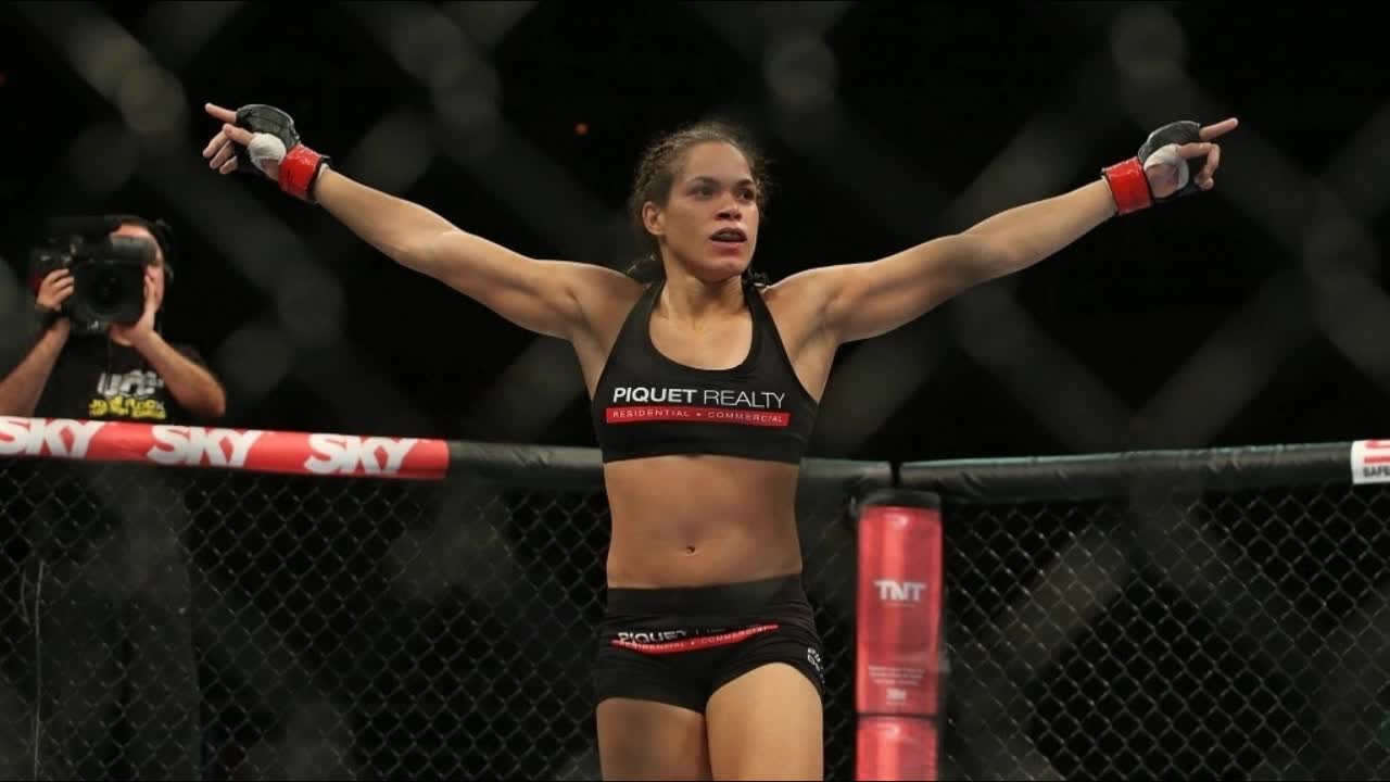 Former UFC Bantanweight Champion Rhonda Rousey Getting Ready For Her Last Fight!