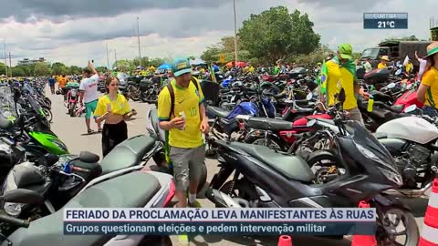 Manifestantes foram às ruas em pelo menos 15 capitais | SBT Brasil (15/11/22)