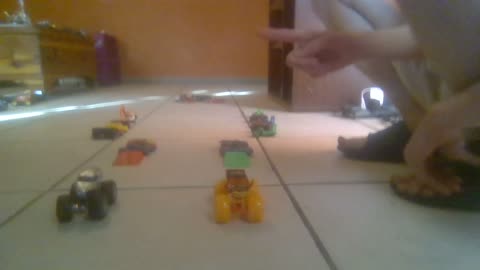 Monster Jam 2023 Reverse it(die cast monster truck racing)