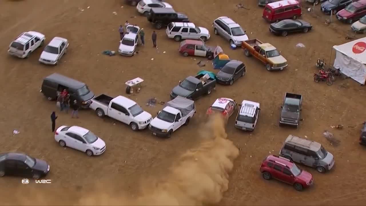 MEEKE Car Park Rally CRASH and WIN! - Rally Mexico 2017 - Citroën C3 WRC rally car