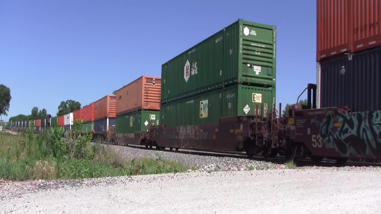 UP 8418 - Leads an east bound Z train