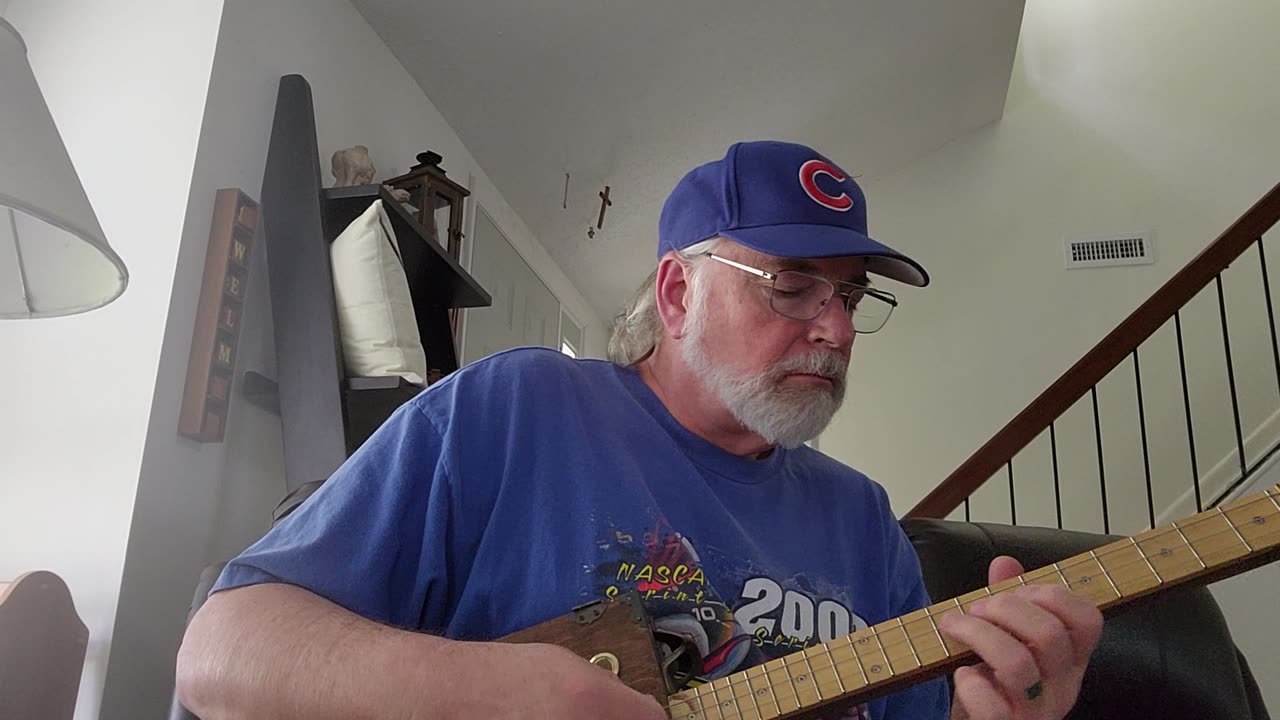 CBG #1 - Noodles on a Cigar Box Guitar