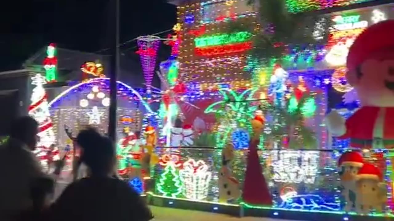 Christmas Decorations On Fleek