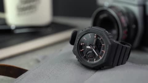 This Watch Broke The Internet… | The G-Shock Casioak GA-2100 & GMA-S2100