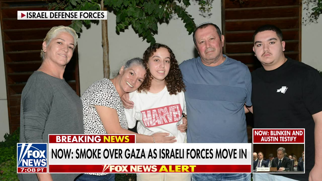 Massive airstrike hits Gaza as Israeli forces move in