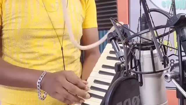 Mere Mehboob Qayamat Hogi Melodica Music