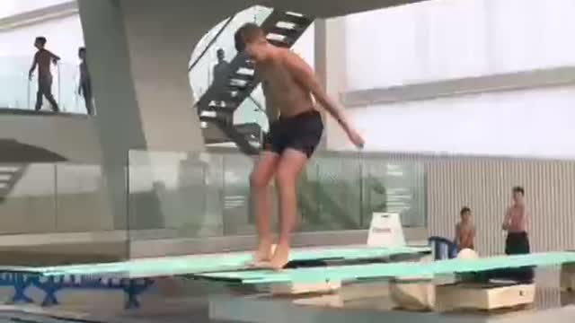 Fancy diving