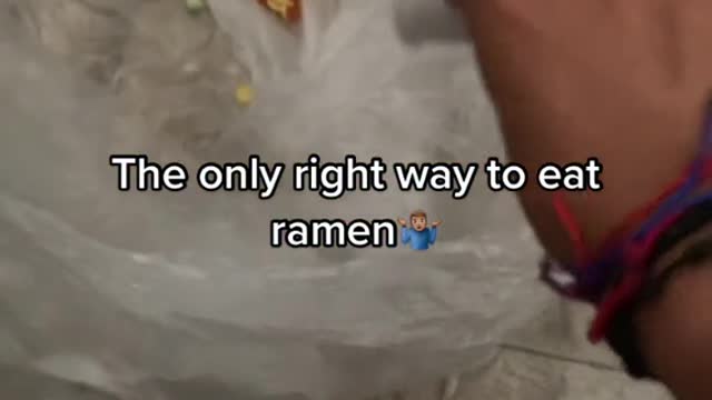 The only right way to eatramen