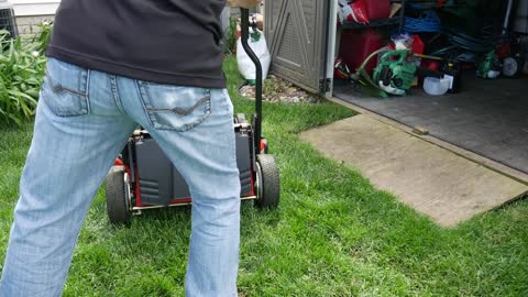 Lawn Mower Maintenance - The Most Important Oil Change for New Mowers