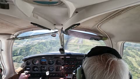 Wild Landing at Shizuoka Recorded by My Co-pilot