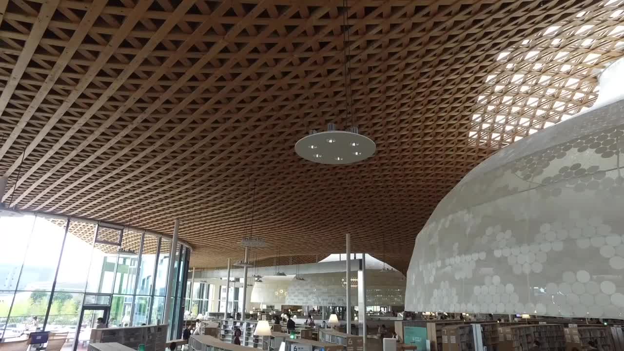 Gifu library design fuses nature, community spirit