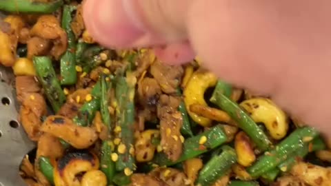 Spicy green beans and cashew nut chicken