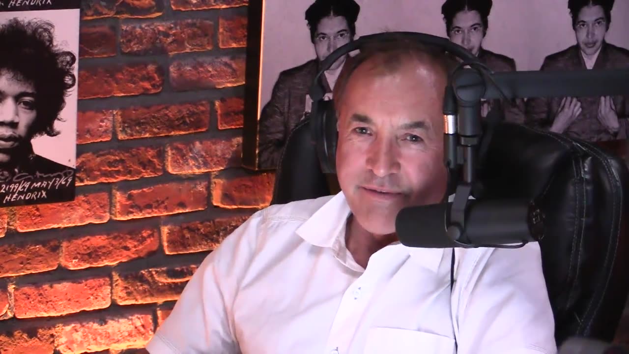 Joe Rogan Experience #961 - Graham Hancock, Randall Carlson & Michael Shermer