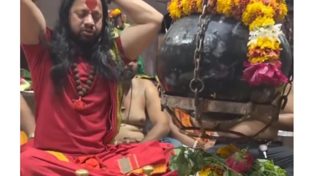 Parayer of lord Shiva. Singing mantra