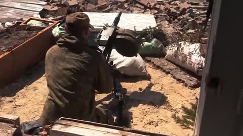 Russians Steadily Advance In Donbass