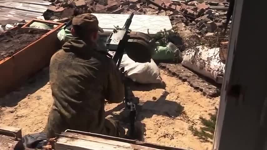 Russians Steadily Advance In Donbass