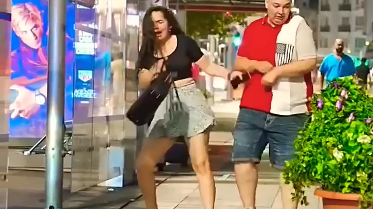 very funny 🤣 -- fails funny -- #funny #failsarmy #shorts #viral